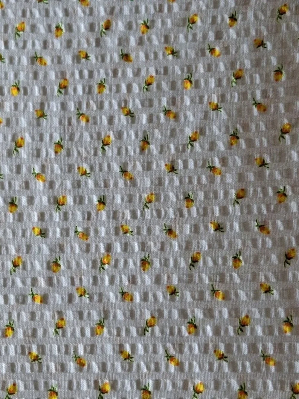 Vintage Yellow Rose Buds on White Seersucker Cotton Fabric 45